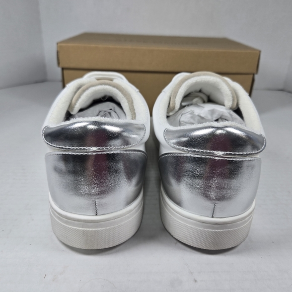 Steve Madden Rezume White and Silver Star Sneakers with Suede  Size Women's 10 - Picture 5 of 11